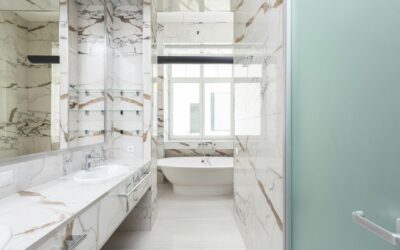 Custom Shower Glass: Explore Shower Door Glass Finishes